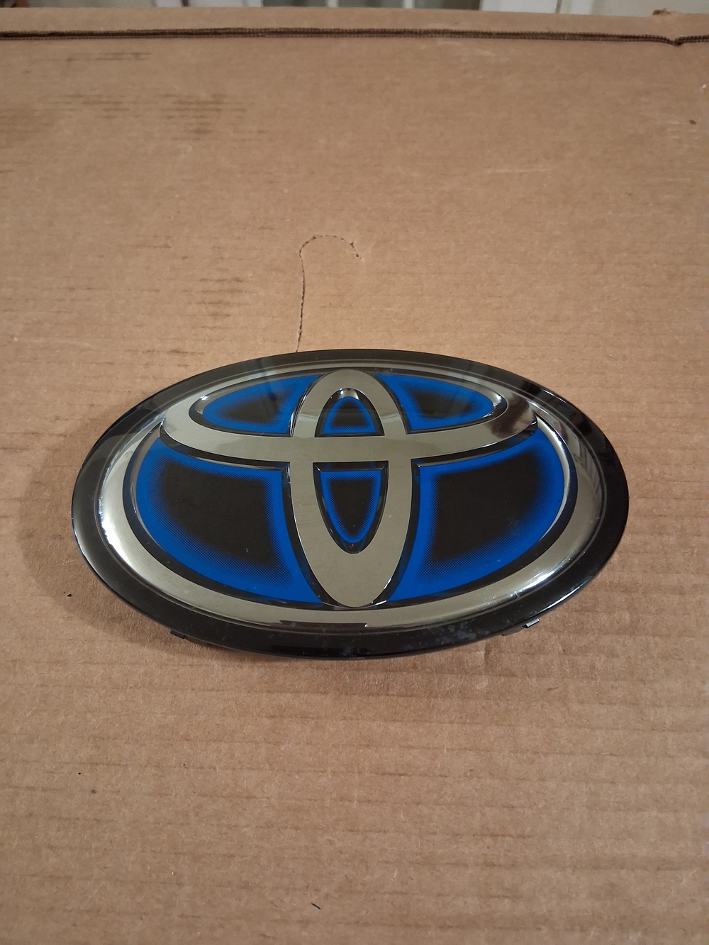 Toyota Blue Emblem Badge - Front Grille Logo Blue Radar